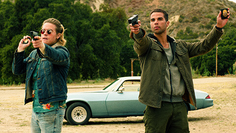 アンダー・ファイヤー（吹替）